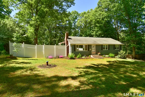 $299,900 | 607 Old Post Road, Tolland, CT 06084