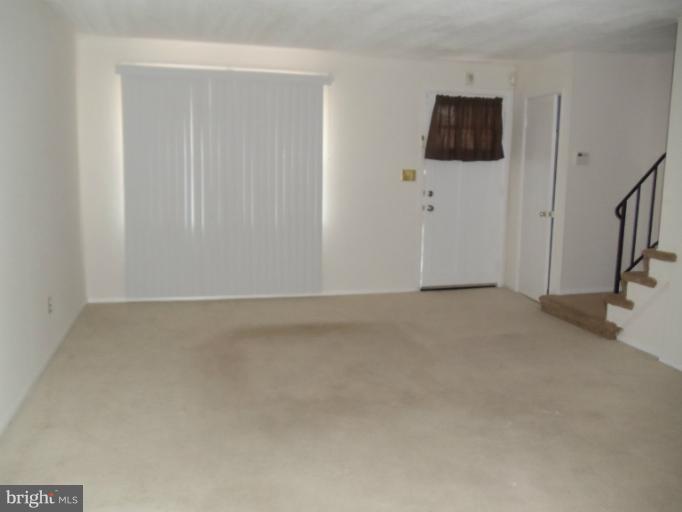 2141 Cockspur Road Middle River, MD 21220 - Photo 4 of 17 Living Room