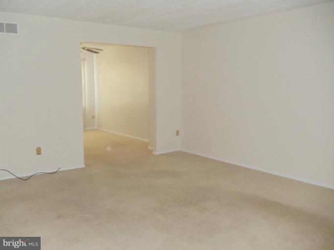 2141 Cockspur Road Middle River, MD 21220 - Photo 5 of 17 Living Room