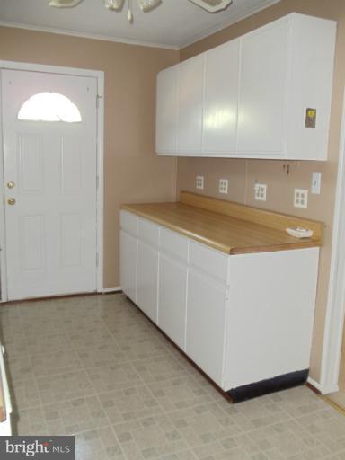 2141 Cockspur Road Middle River, MD 21220 - Photo 8 of 17 Kitchen