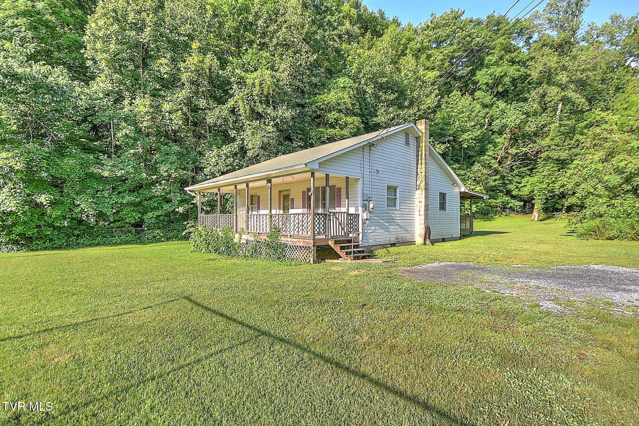 655 Wadlow Gap Road Kingsport, TN 37660 - Photo 3 of 66 31-web-or-mls-655 Wadalow Gap DP