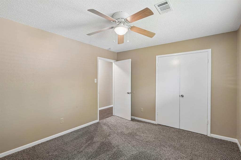 1707 Park Ridge Terrace Arlington, TX 76012 - Photo 20 of 40