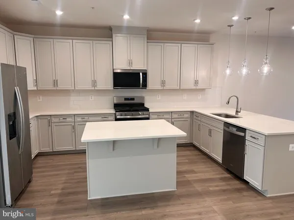 $3,400 | 8220 Longford Road, Glen Burnie, MD 21061