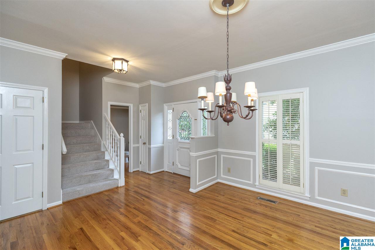 2032 Richelieu Court Birmingham, AL 35216 - Photo 3 of 34