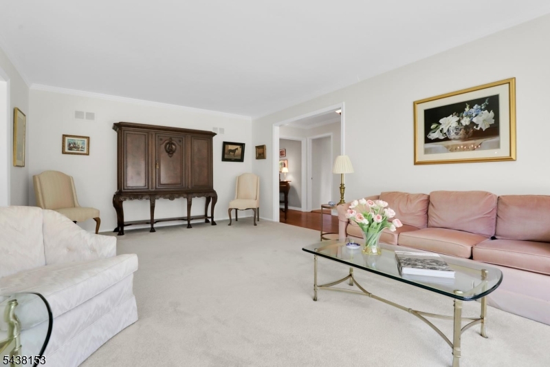 80 Juniper Way Bernards, NJ 07920 - Photo 21 of 48