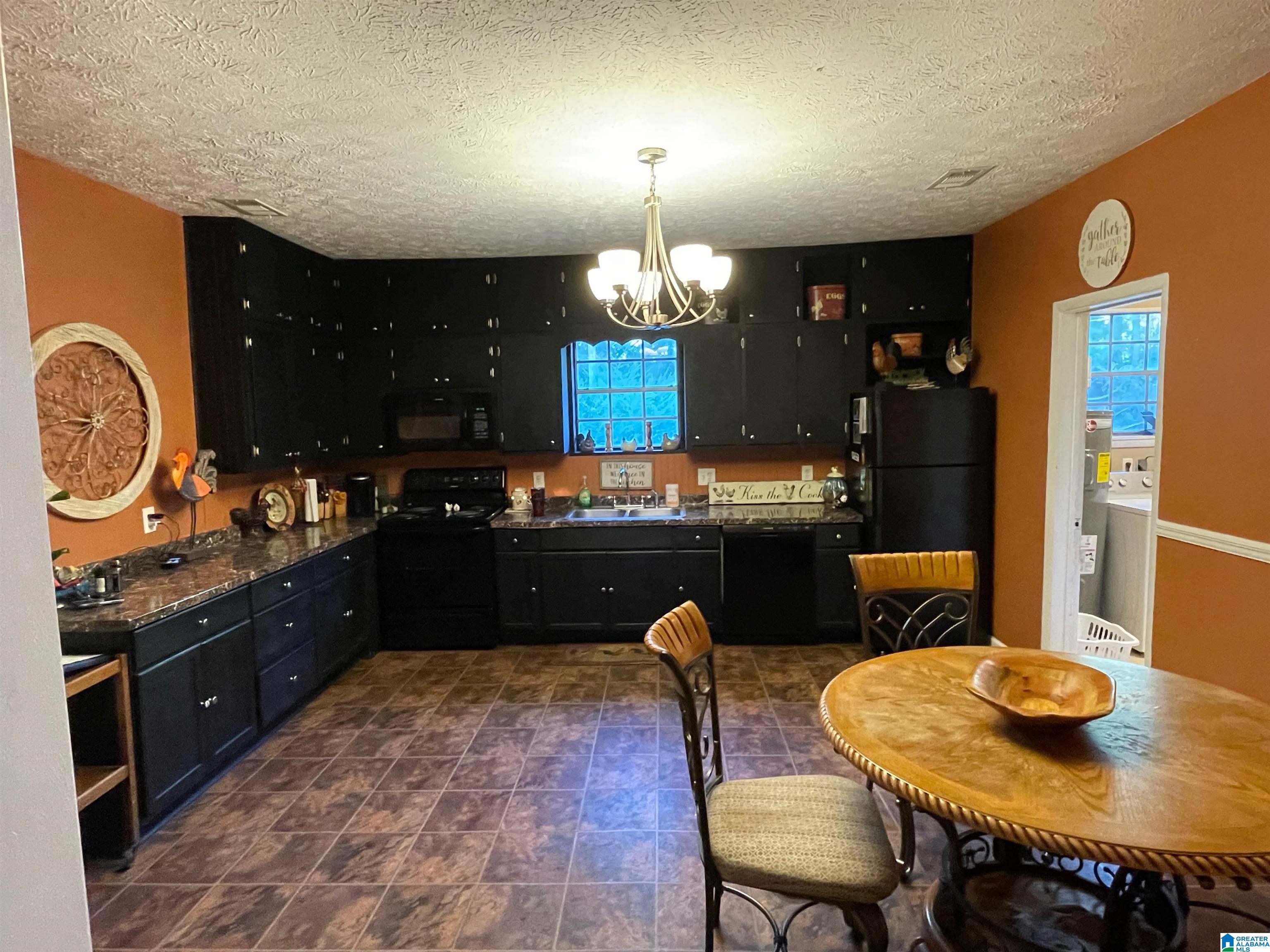 526 Sorrell Road Sylacauga, AL 35151 - Photo 14 of 27