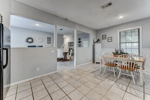 $184,900 | 11987 Nelwood Street, Willis, TX 77318