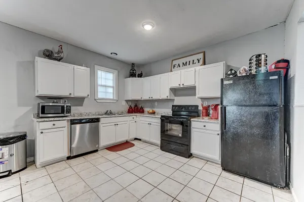 $184,900 | 11987 Nelwood Street, Willis, TX 77318