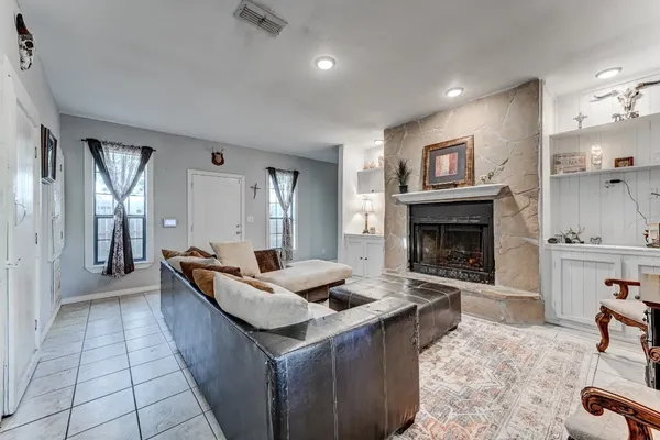 $184,900 | 11987 Nelwood Street, Willis, TX 77318