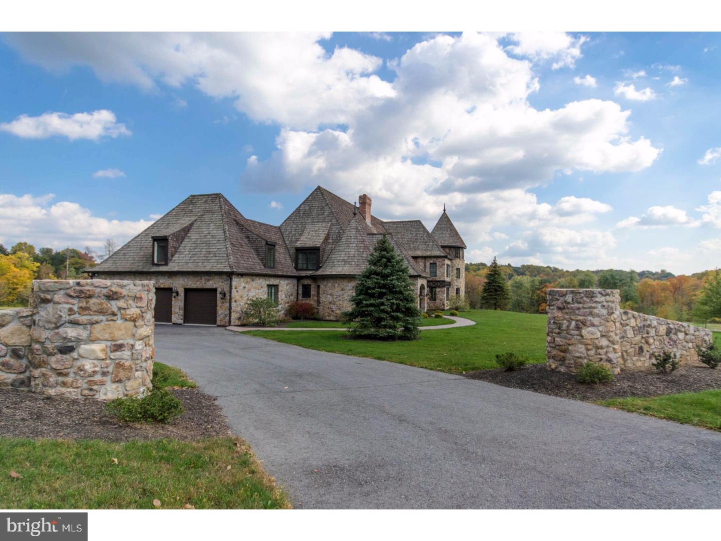 1511 Black River Road Bethlehem, PA 18015 - Photo 3 of 25 Gallery Image 3