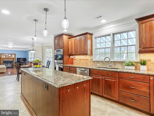 $699,000 | 7106 Downing Street, Adamstown, MD 21710