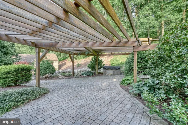 $1,595,000 | 3035 Stillhouse Hollow Road, Shippensburg, PA 17257