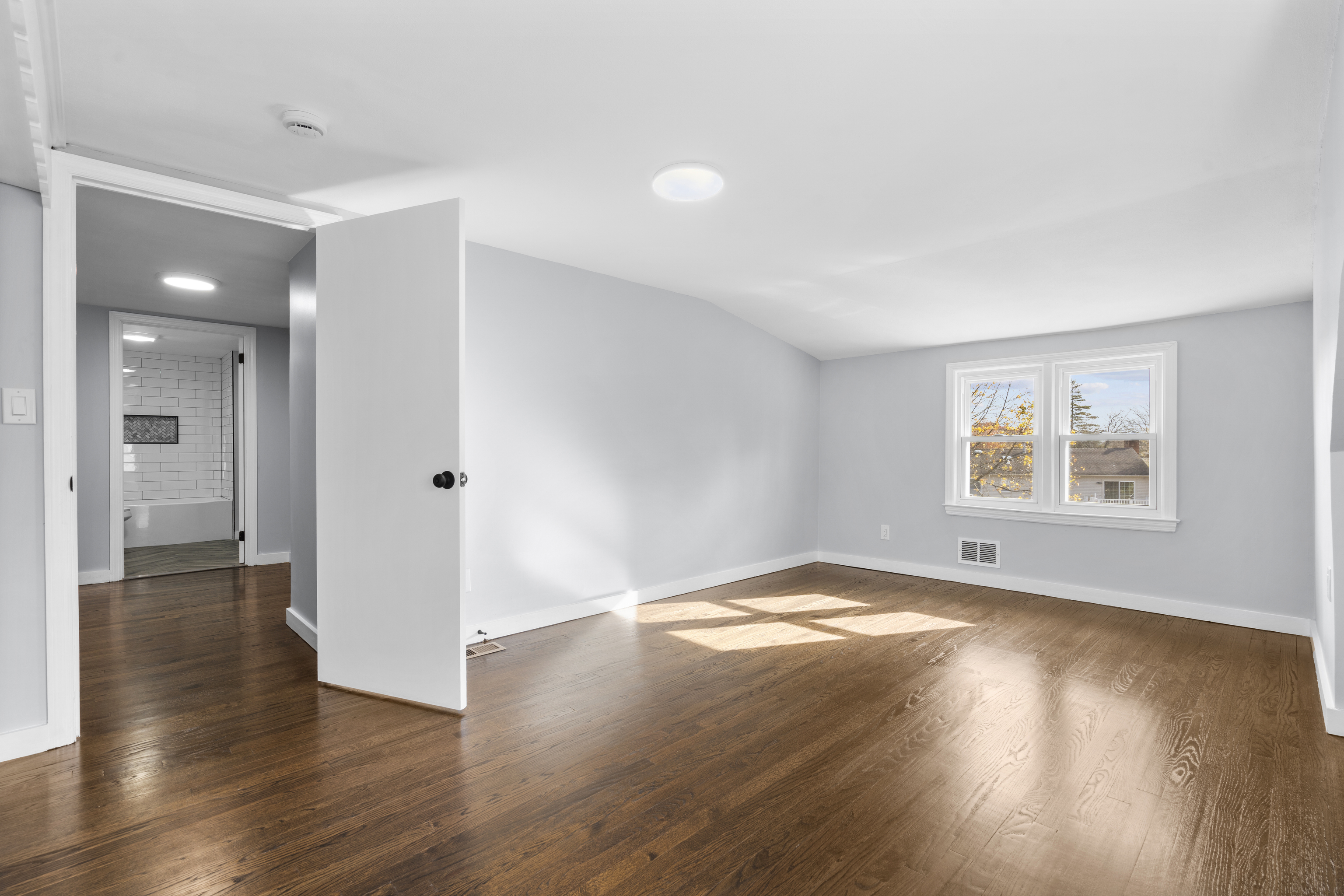 26 Lawncrest Road West Haven, CT 06516 - Photo 15 of 32 Second floor bedroom 2