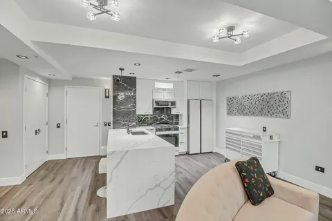 $599,999 | 7151 East Rancho Vista Drive, Unit 1003, Scottsdale, AZ 85251