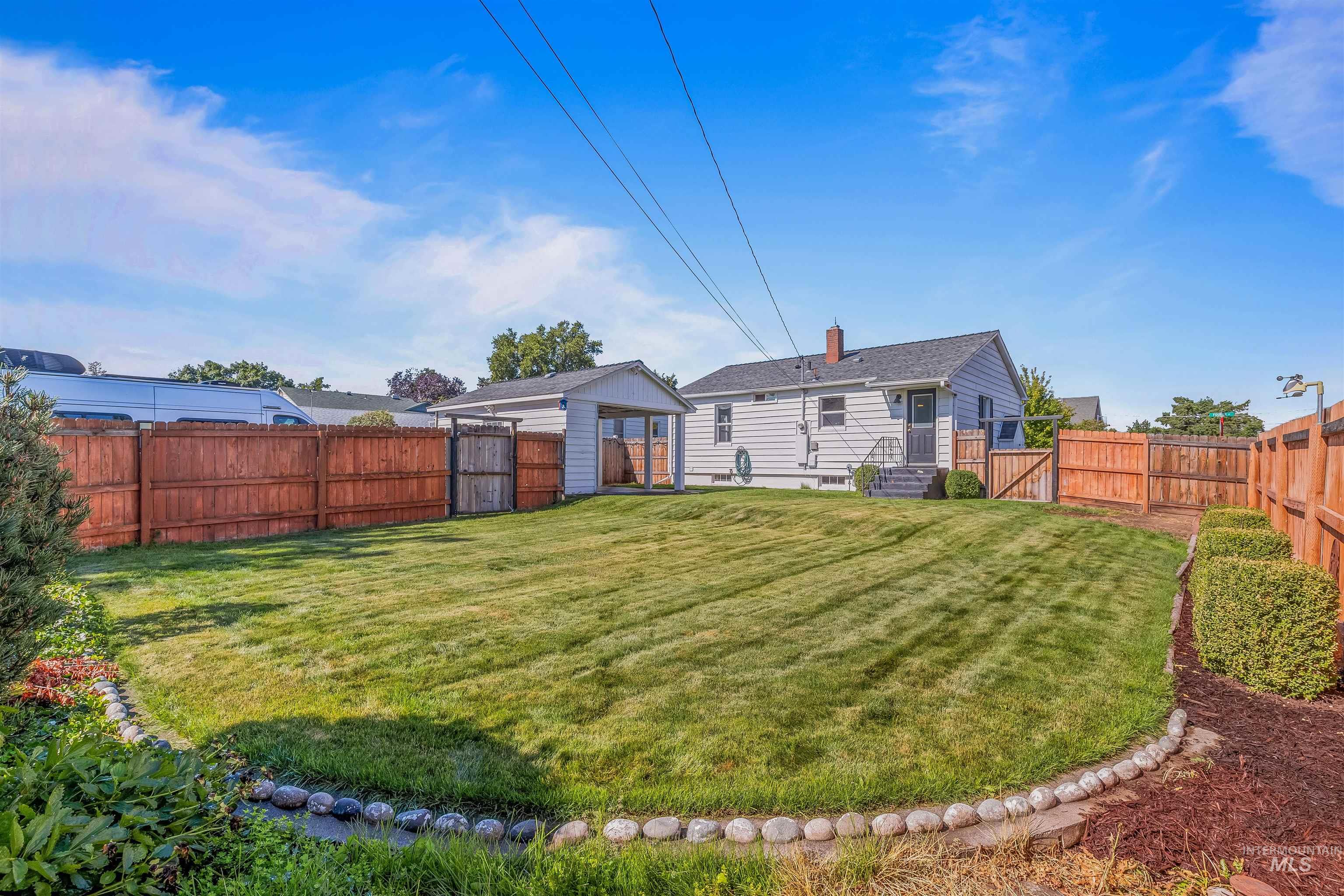 1303 4th Street Clarkston, WA 99403 - Photo 25 of 32 View of fenced backyard