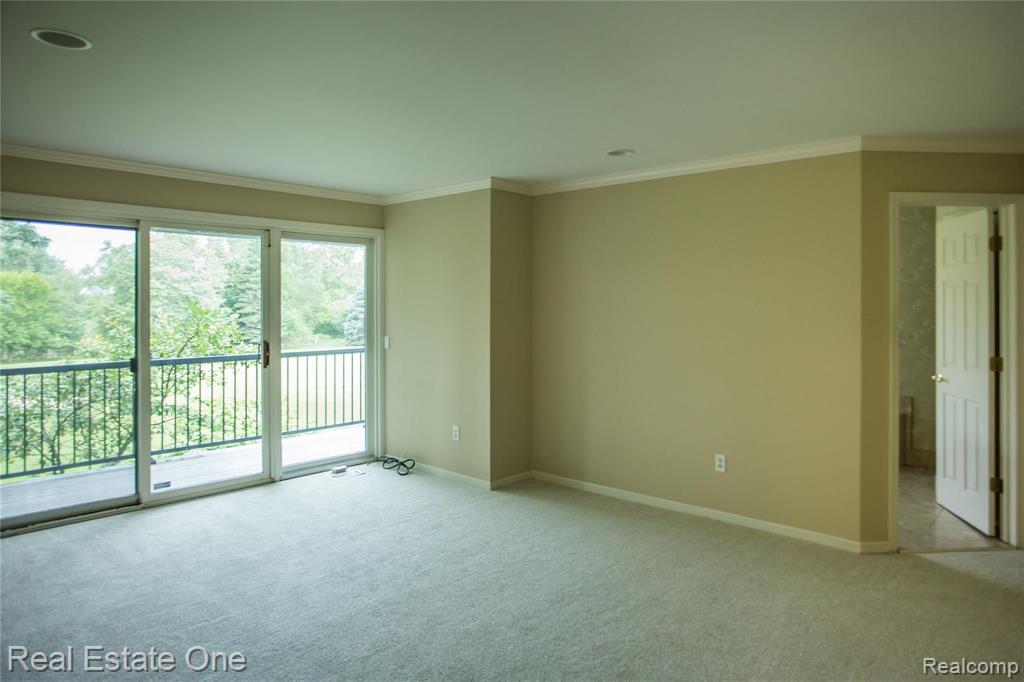 673 Augusta Drive Rochester Hills, MI 48309 - Photo 23 of 36