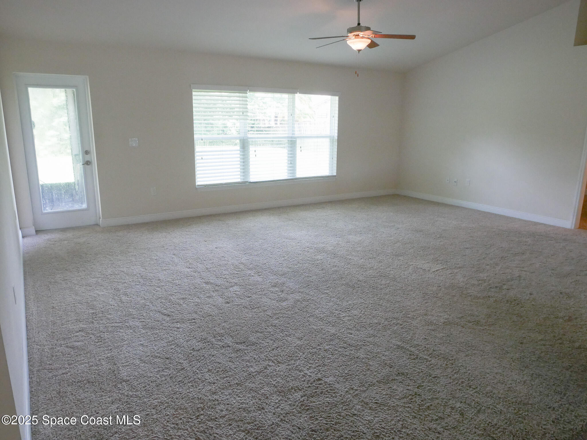 426 Harrisburg Street Southwest Palm Bay, FL 32908 - Photo 12 of 33 P1060141