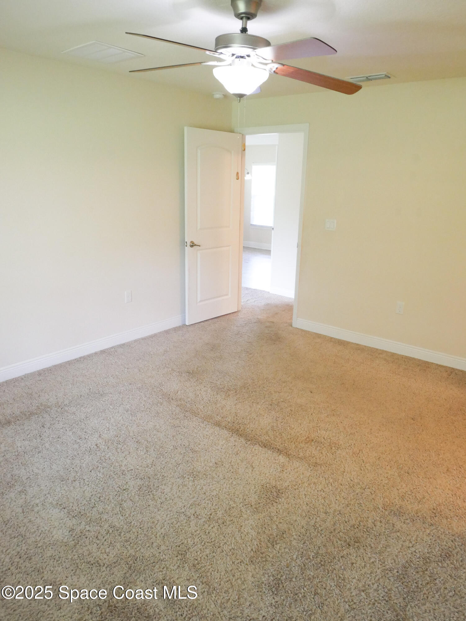 426 Harrisburg Street Southwest Palm Bay, FL 32908 - Photo 21 of 33 P1060121
