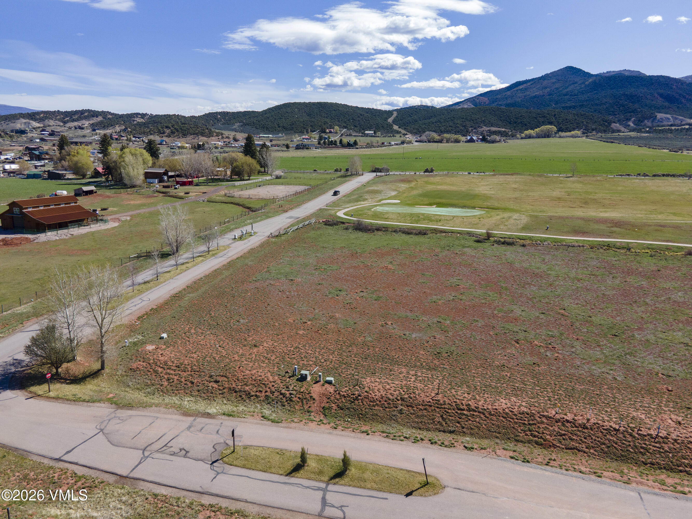 39 Foxprowl Gypsum, CO 81637 - Photo 2 of 23 39-Fox-Prowl-MLS_19