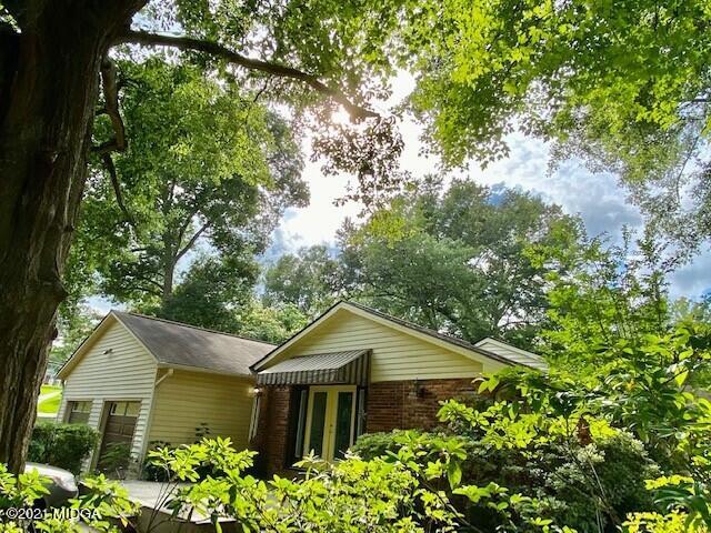 1202 Lake Valley Road Macon, GA 31210 - Photo 5 of 22 5