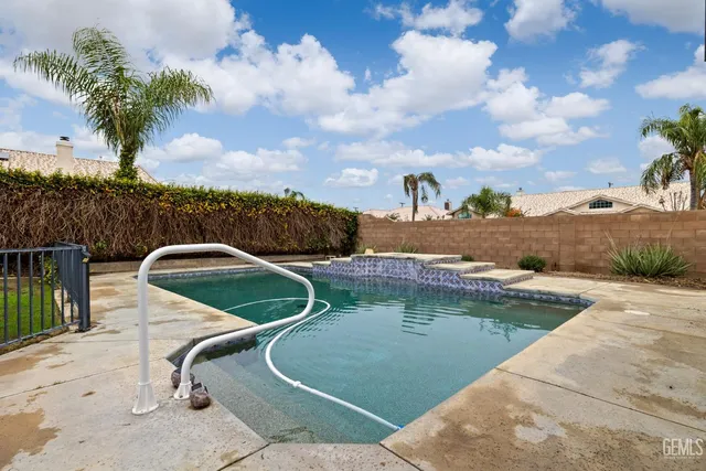 $598,000 | Undisclosed Address, Bakersfield, CA 93313