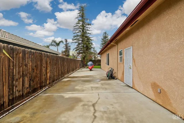 $598,000 | Undisclosed Address, Bakersfield, CA 93313
