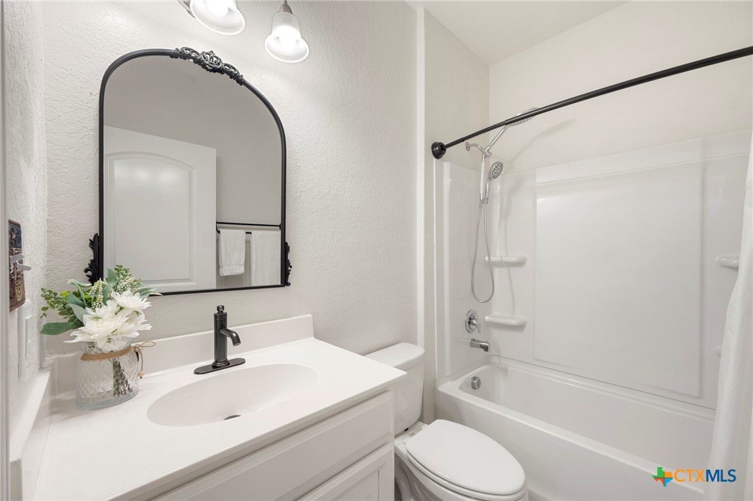 2838 Ridge Berry Road New Braunfels, TX 78130 - Photo 14 of 26