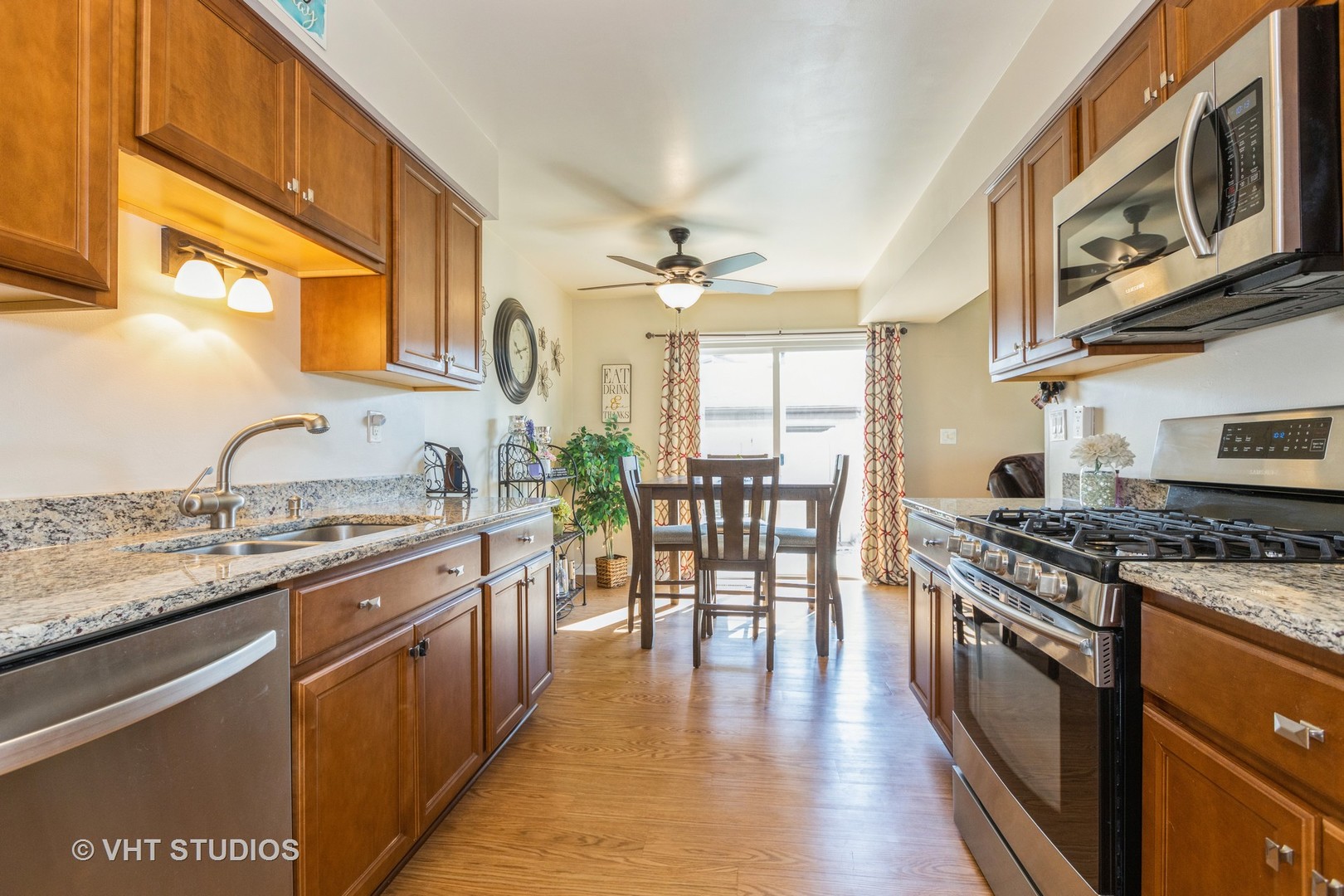 256 Circlegate Road New Lenox, IL 60451 - Photo 5 of 15