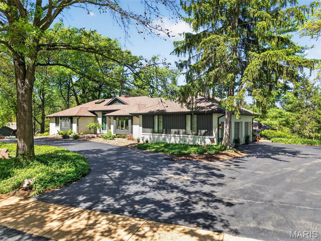 13503 Ladue Farm Road St. Louis, MO 63141 - Photo 6 of 96