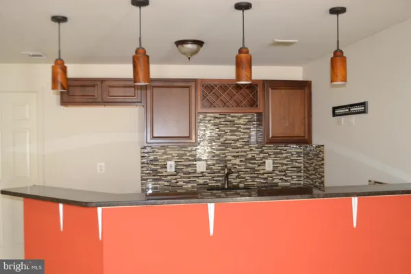 $5,000 | 44339 Apache Circle, Ashburn, VA 20147