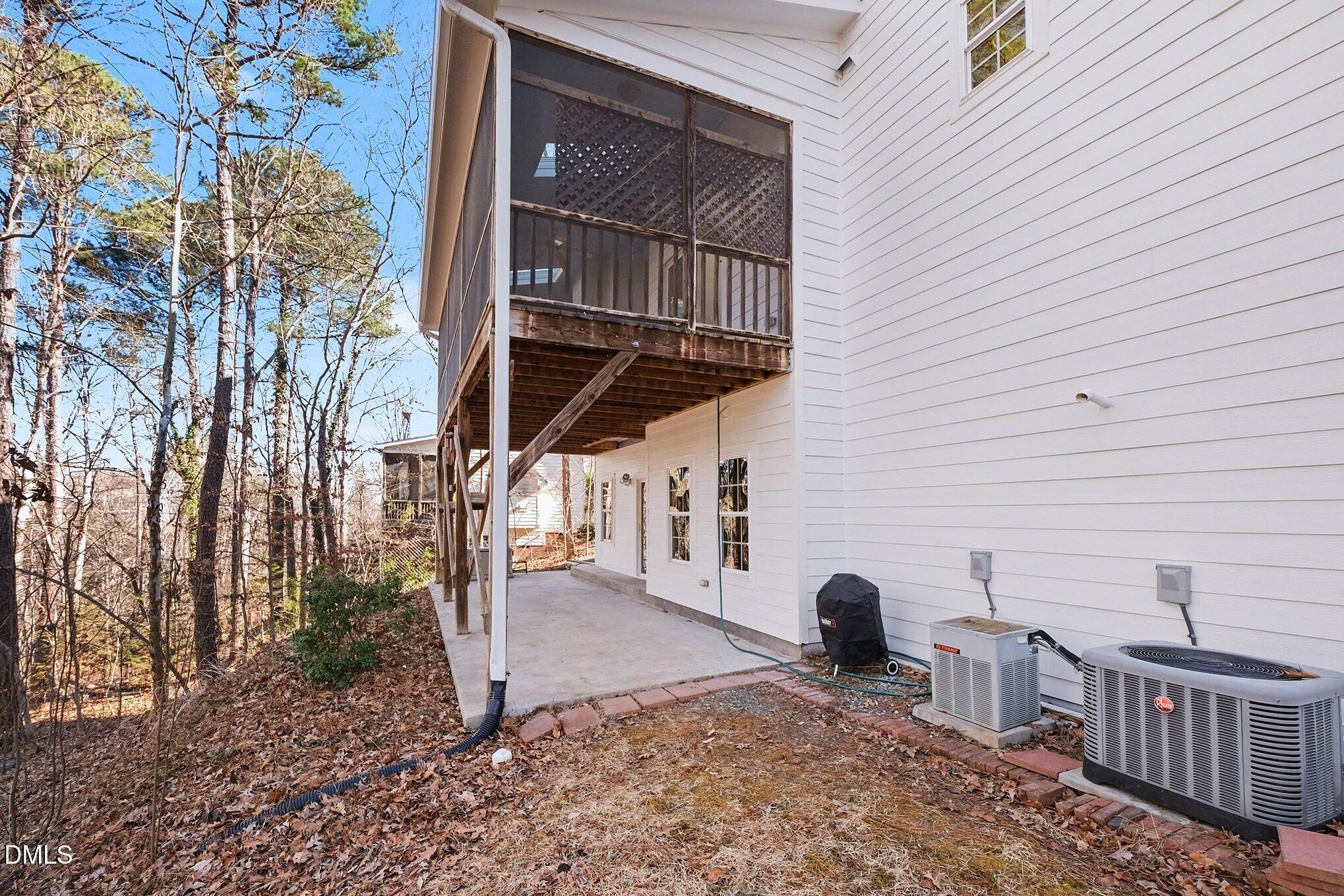 29 Chestnut Bluffs Lane Durham, NC 27713 - Photo 34 of 45 a view of a backyard with sitting area