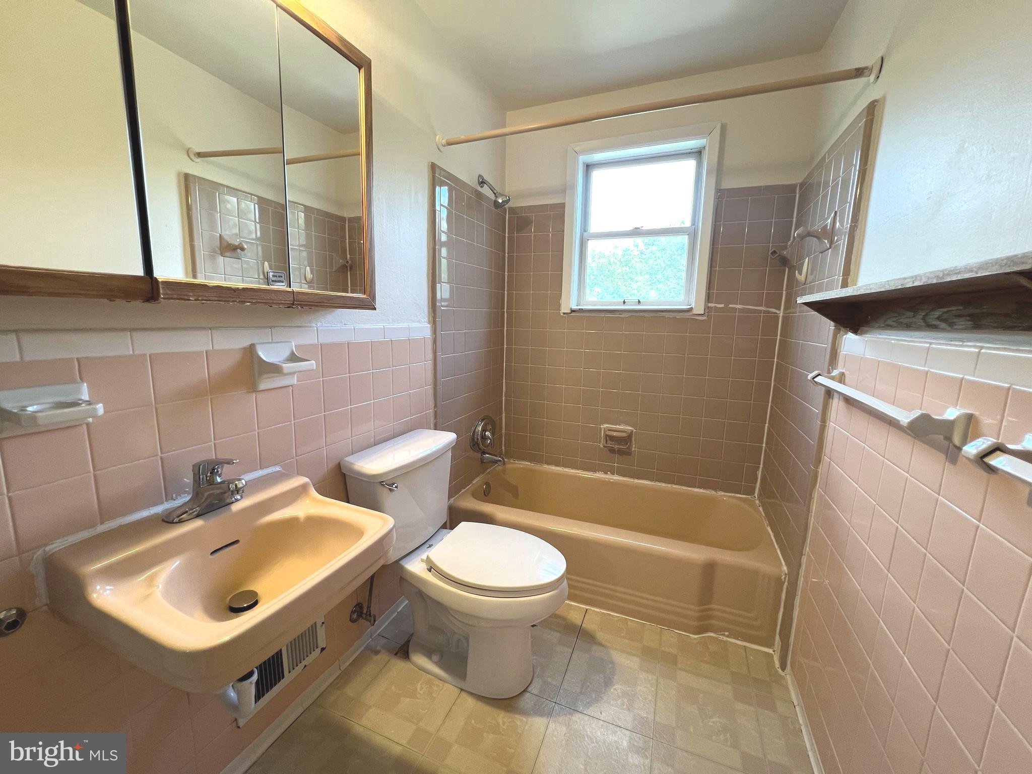 1019 Winsford Road Towson, MD 21204 - Photo 20 of 31