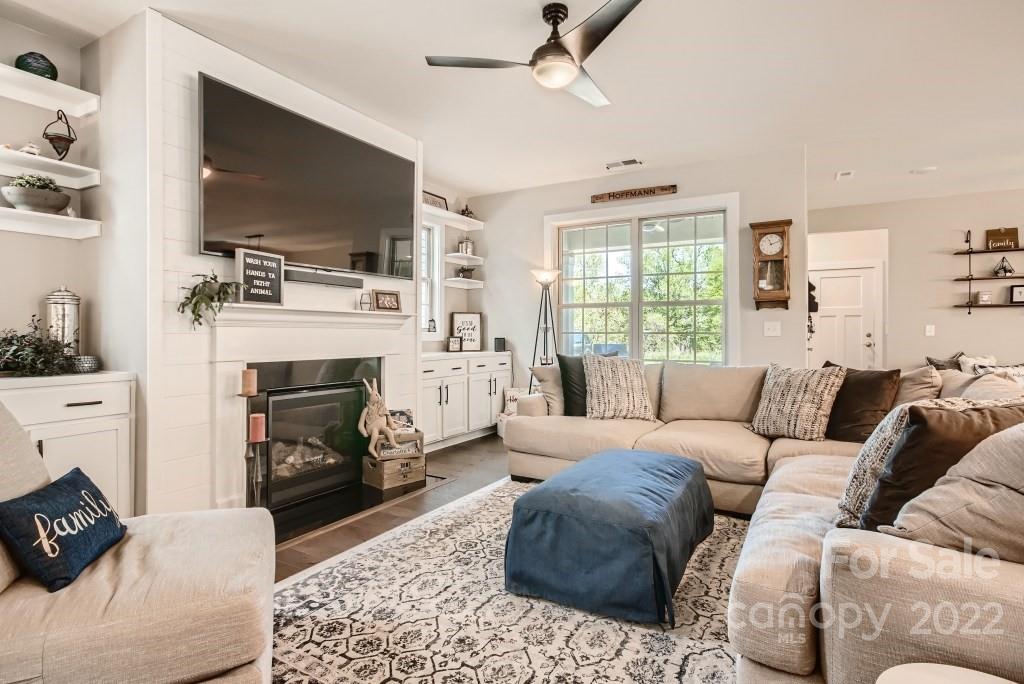 13323 Caite Ridge Road Davidson, NC 28036 - Photo 9 of 25 Gallery Image 9