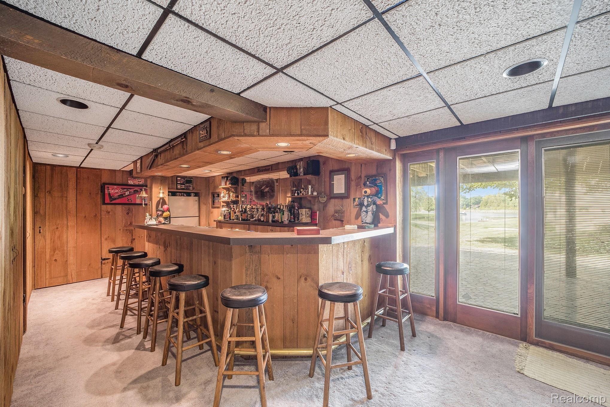 9705 Pine Knob Road Clarkston, MI 48348 - Photo 35 of 40 Wet bar in walk out basement.jpg