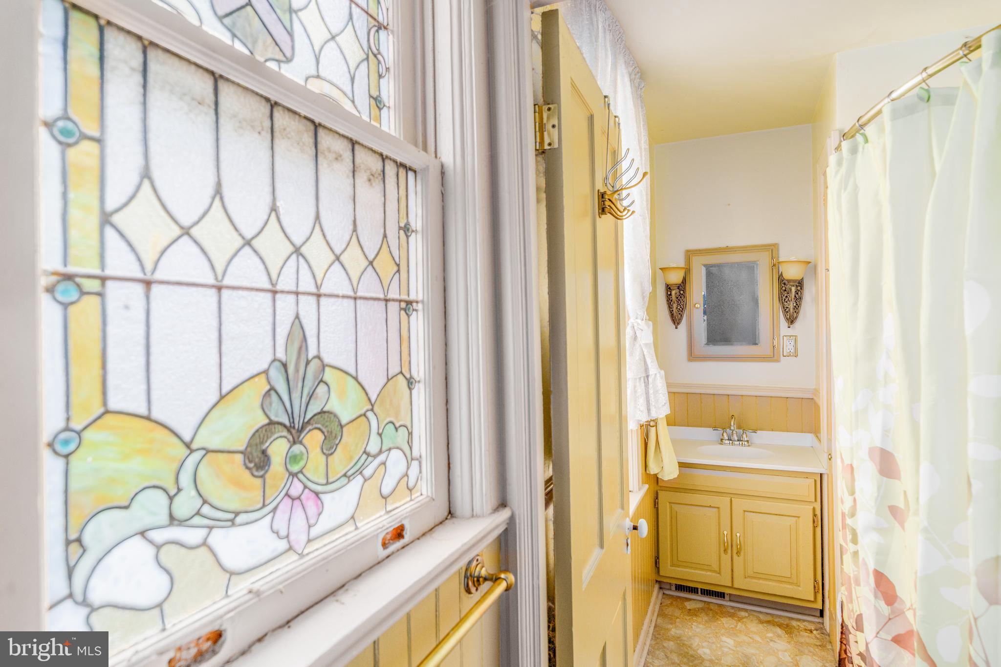 237 East Main Street Elkton, MD 21921 - Photo 12 of 15 Bathroom