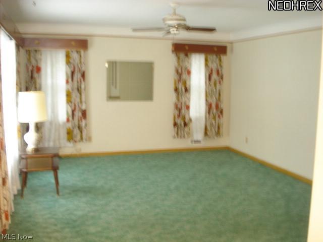 6126 Kelsey Road Parma, OH 44129 - Photo 5 of 18 Living Room