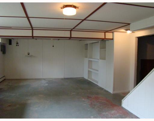 560 McMichael Road Pittsburgh, PA 15205 - Photo 12 of 18 Den/Family/Great Room.