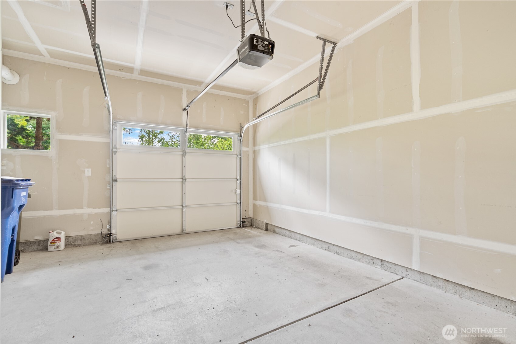 4239 Northeast 3rd Lane Renton, WA 98059 - Photo 8 of 28 a view of a garage