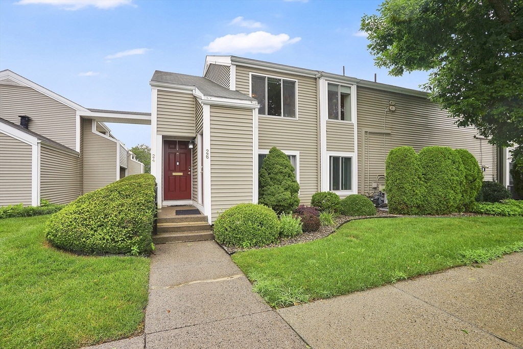 26 Nassau Drive, Unit 26 Springfield, MA 01129 - Photo 1 of 39
