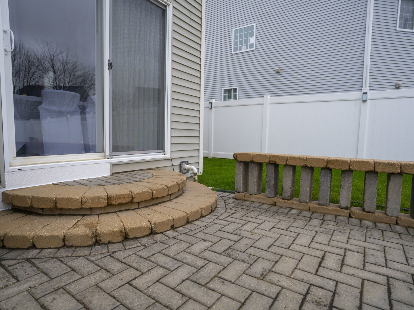 1717 Caton Ridge Drive Plainfield, IL 60586 - Photo 6 of 44 a front view of a house with a yard