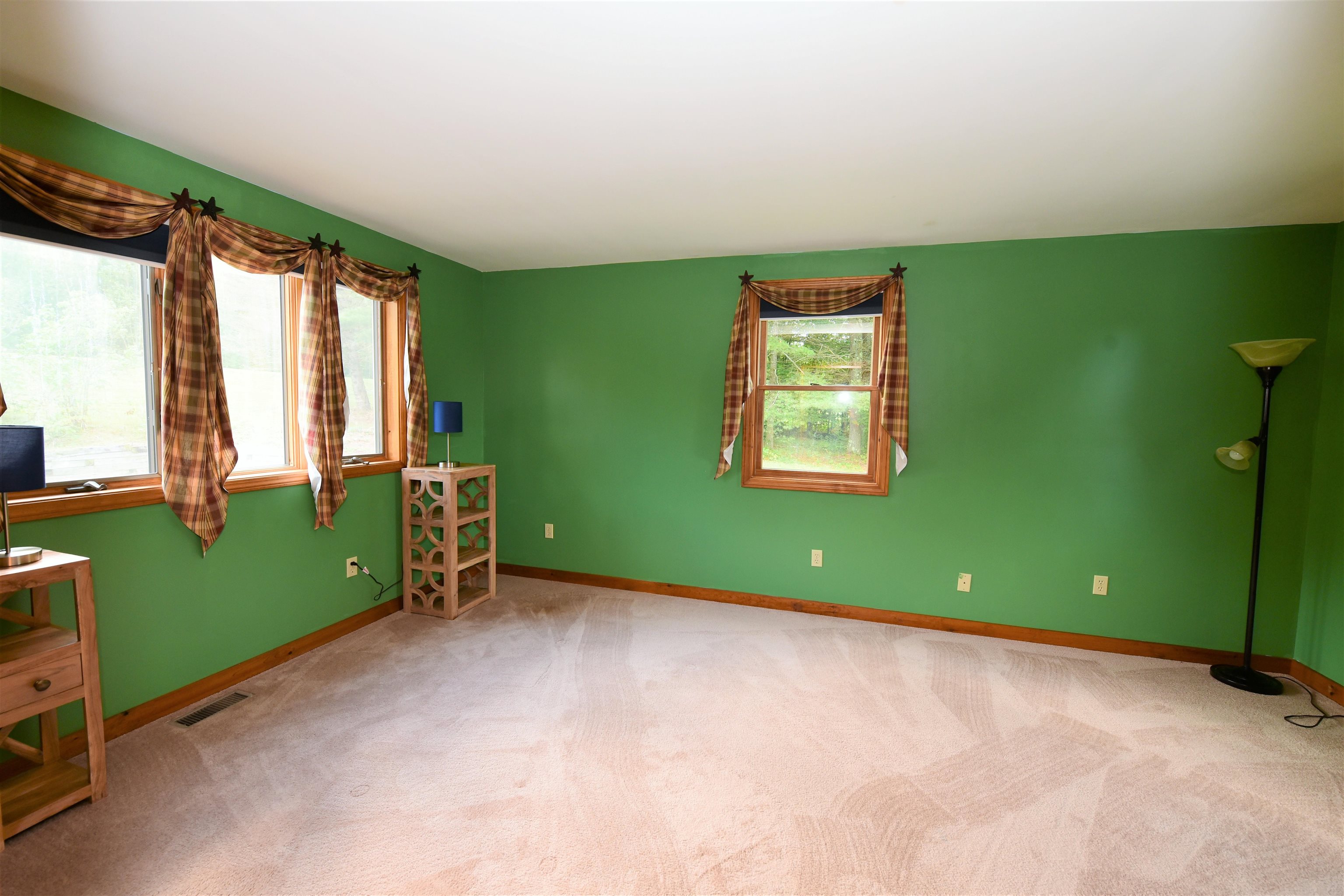 1472 Brownfield Road Conway, NH 03813 - Photo 17 of 39