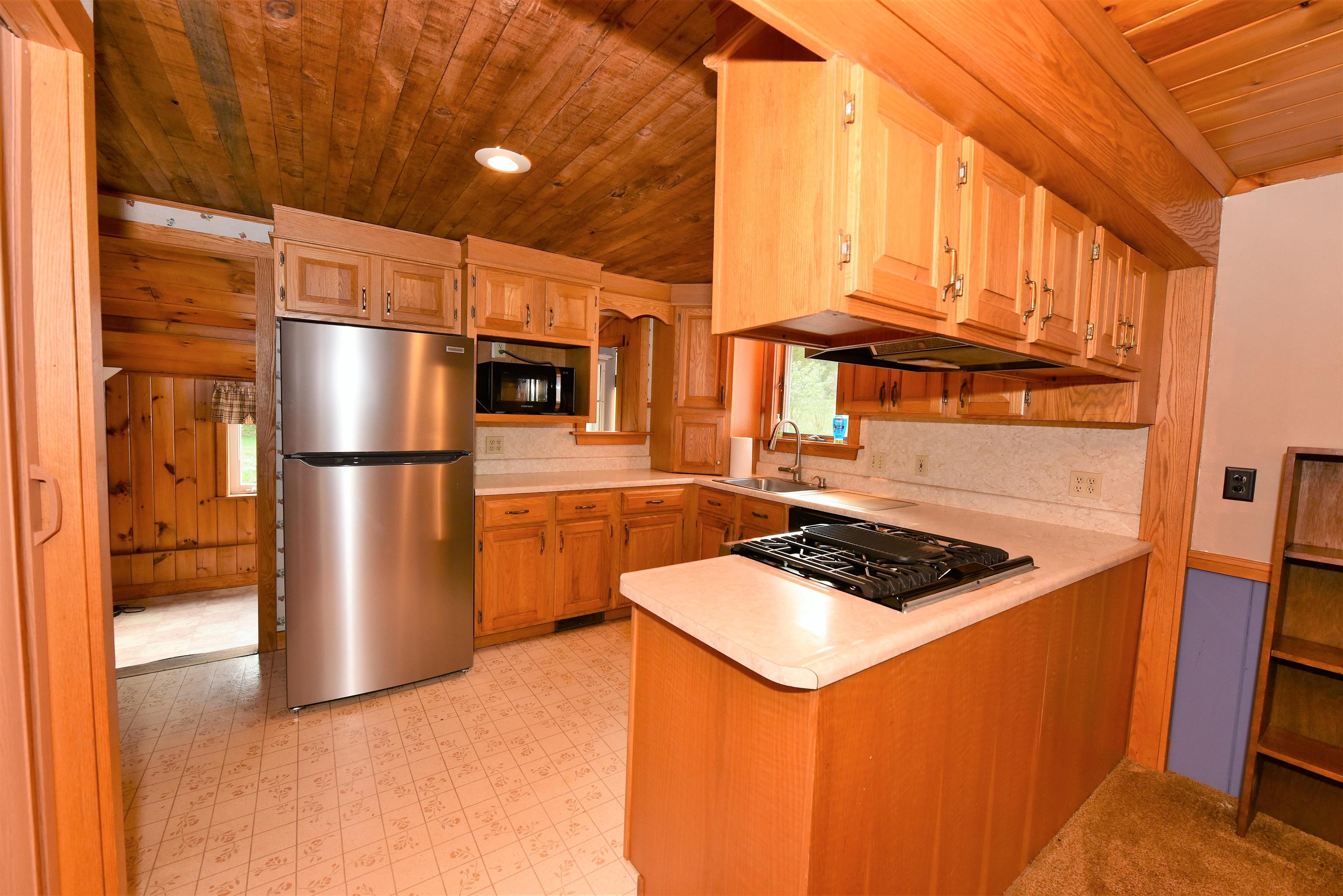 1472 Brownfield Road Conway, NH 03813 - Photo 4 of 39