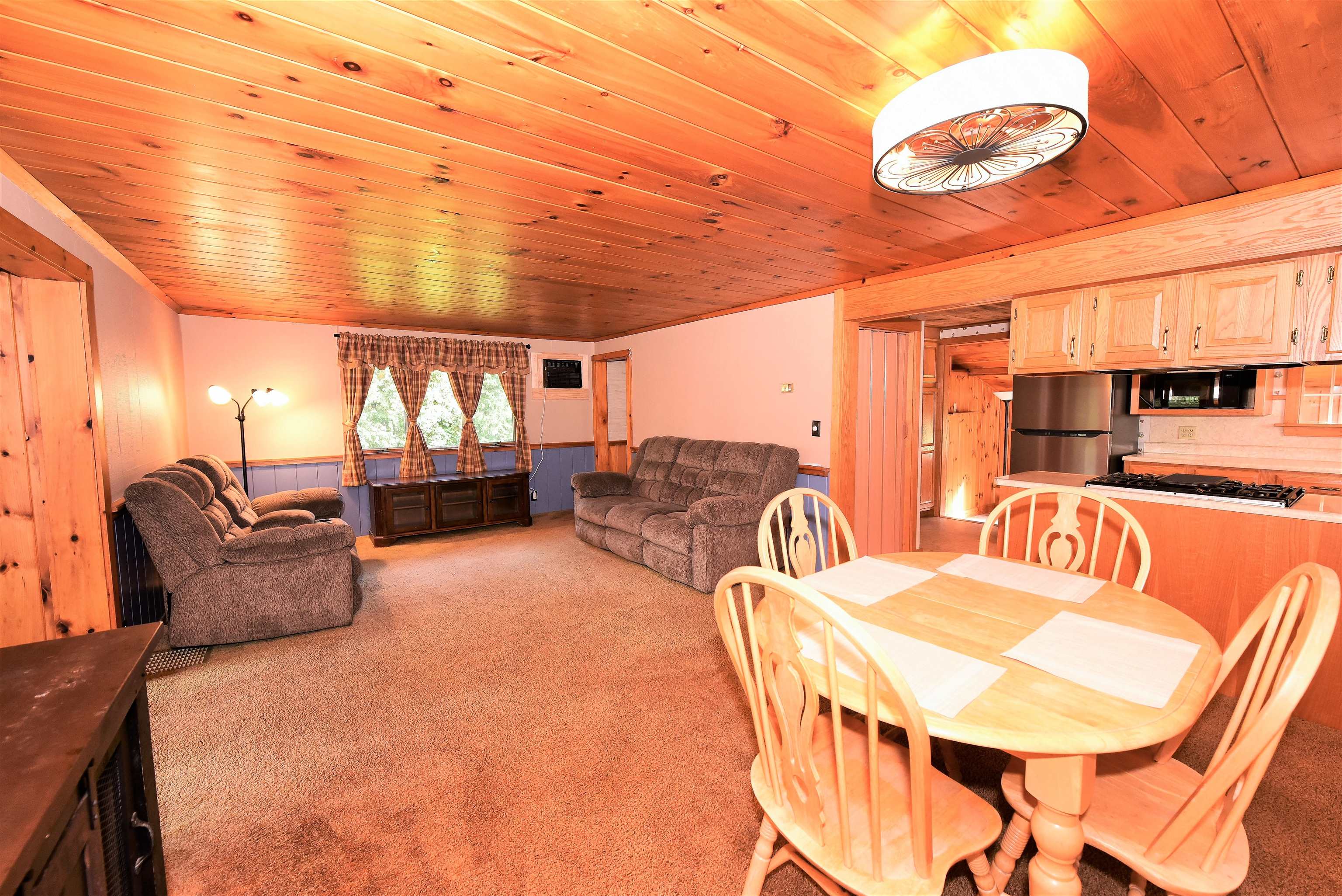 1472 Brownfield Road Conway, NH 03813 - Photo 7 of 39