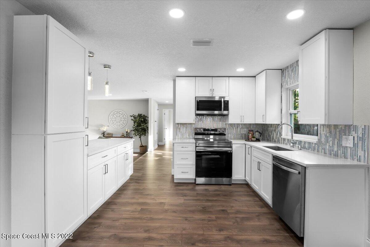 893 Midland Road Rockledge, FL 32955 - Photo 13 of 29 08-DSC01733