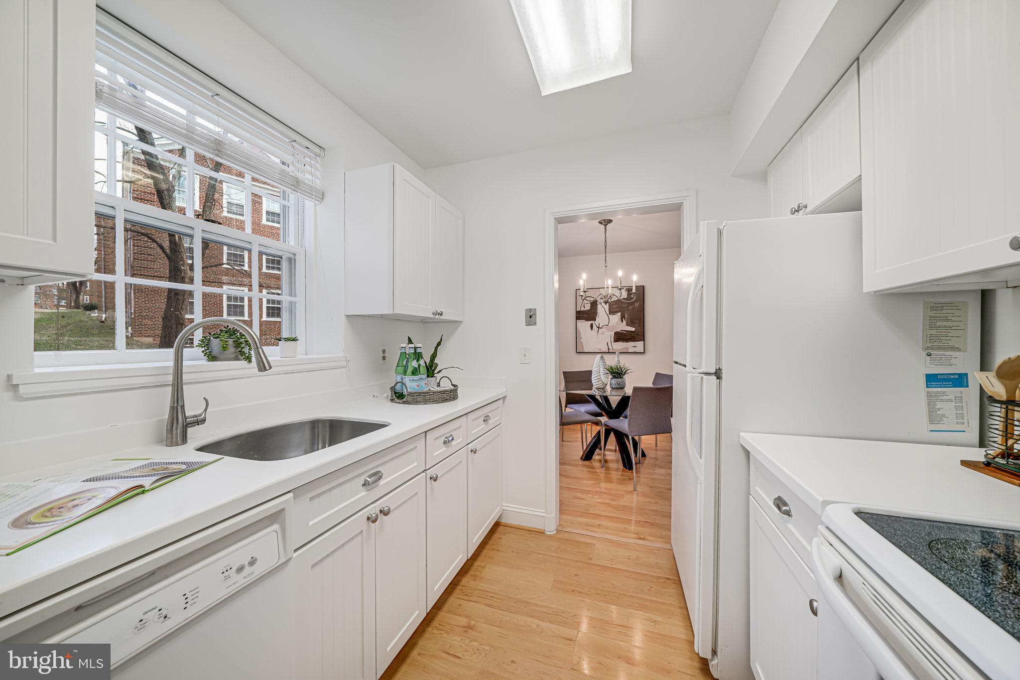 3701 39th Street Northwest, Unit A181 Washington, DC 20016 - Photo 12 of 68