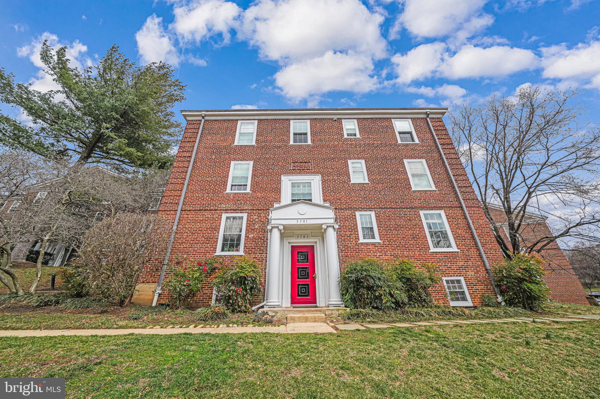 3701 39th Street Northwest, Unit A181 Washington, DC 20016 - Photo 38 of 68