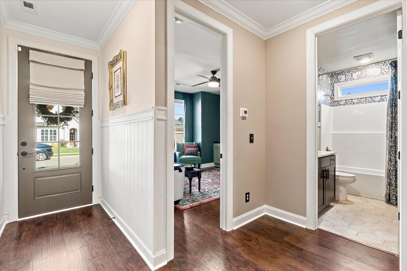 1383 Little Sorrel Road Hixson, TN 37343 - Photo 4 of 40 Entry Way