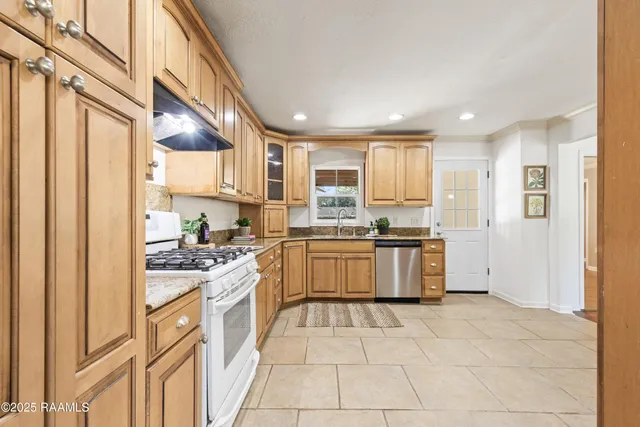 $250,000 | 134 Antigua Drive, Lafayette, LA 70503