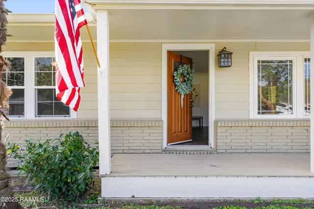 $250,000 | 134 Antigua Drive, Lafayette, LA 70503