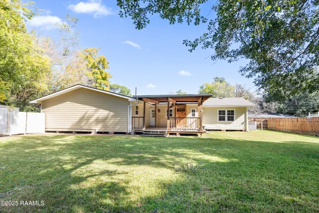 $250,000 | 134 Antigua Drive, Lafayette, LA 70503